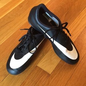 Nike Soccer Cleats | Unisex